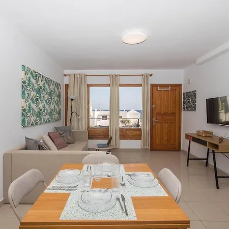 Guestready - Tabaibas Sea View Retreat דירה *
