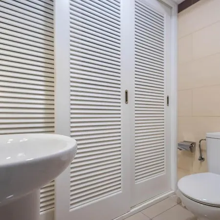 Apartmán Guestready - Tabaibas Sea View Retreat Puerto del Carmen (Lanzarote)
