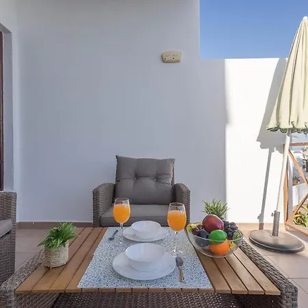 Guestready - Tabaibas Sea View Retreat Puerto del Carmen (Lanzarote)